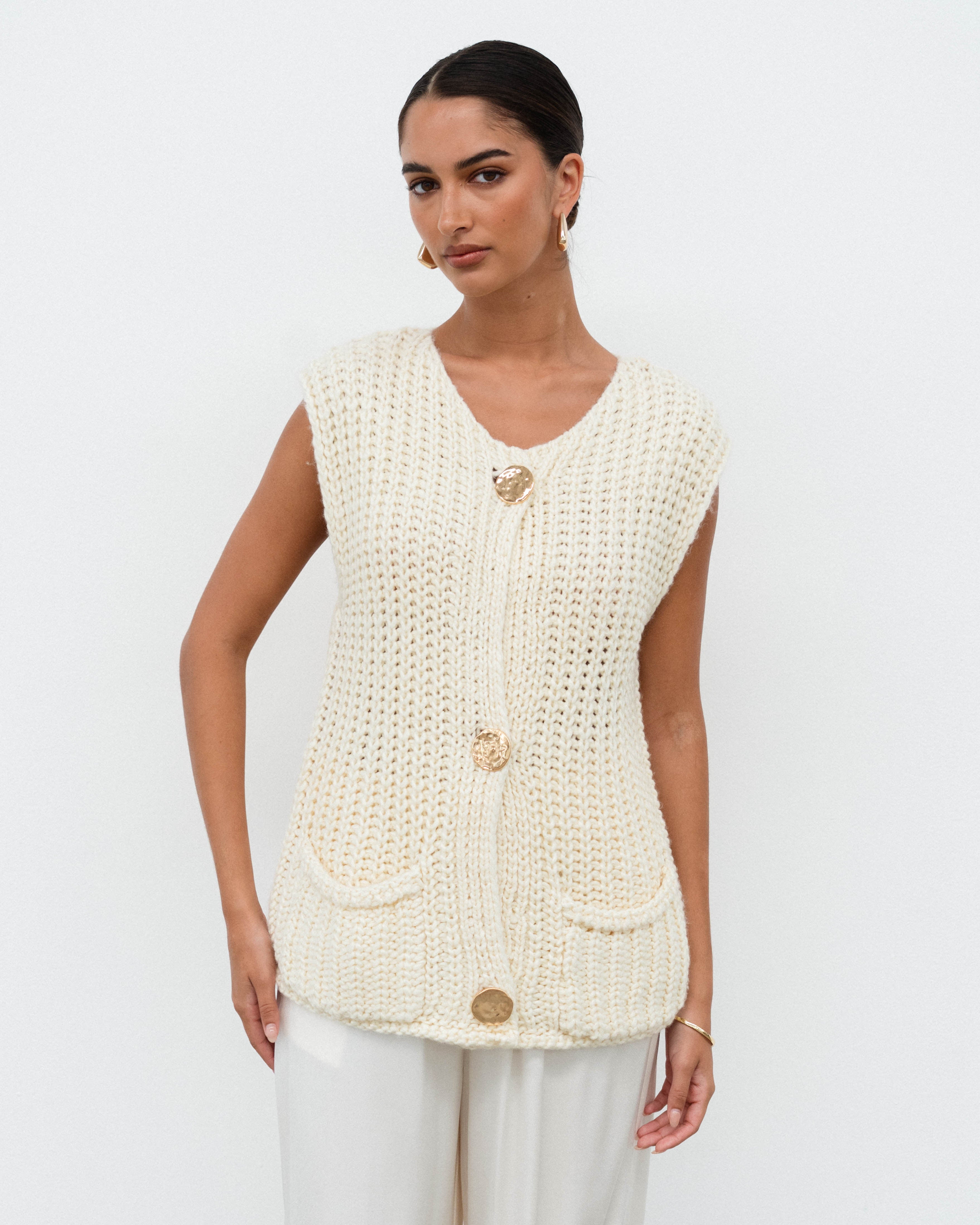 TAYLEN KNIT VEST - Cream